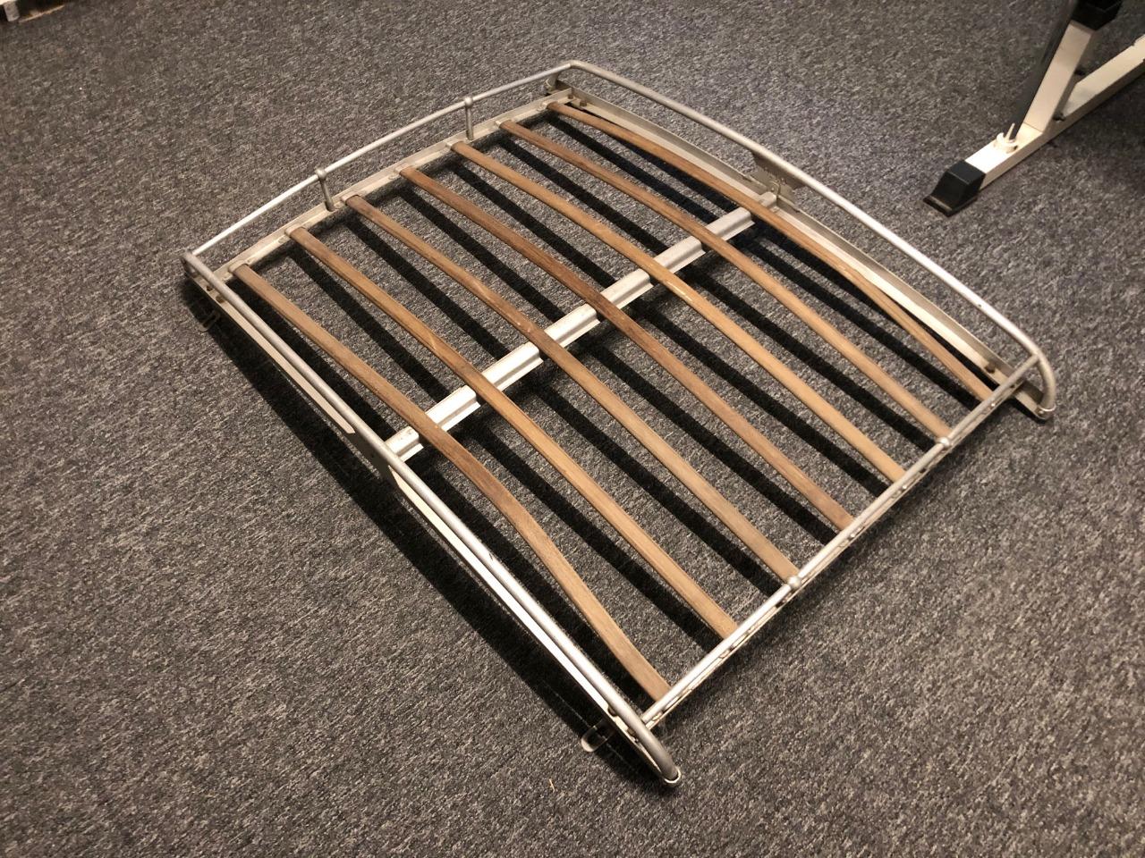 Galerie PEUGEOT 404 berline LesAnciennes.com