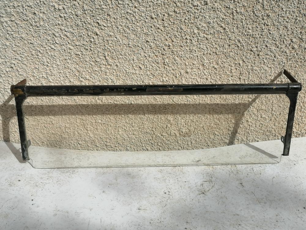 Pare-brise RENAULT Monasix LesAnciennes.com