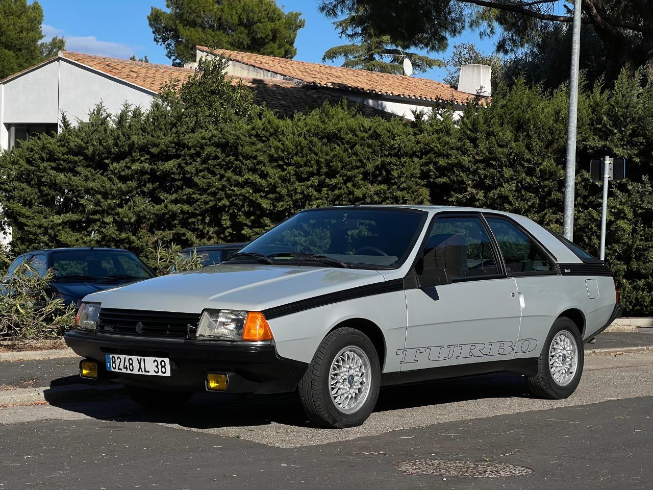 RENAULT Fuego Turbo essence - 1983 LesAnciennes.com