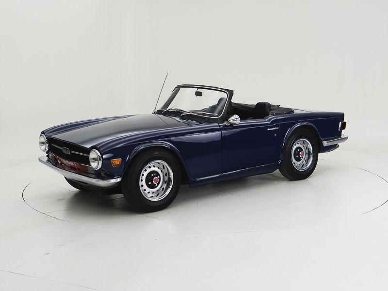 TRIUMPH TR6 - 1971 LesAnciennes.com