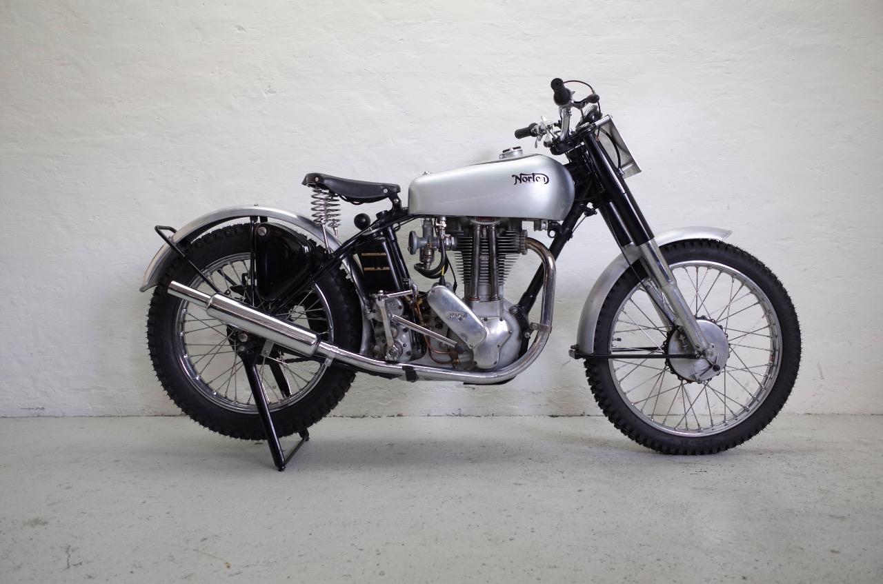 NORTON 500T Trial - 1950 LesAnciennes.com