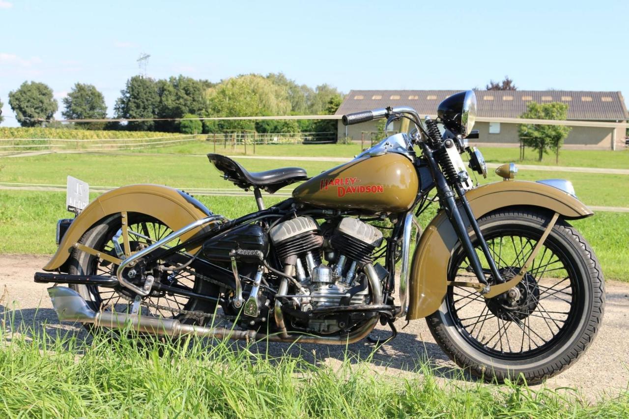 1950 Harley Davidson Gevraagd ,wanted , wir suchen Harley Da LesAnciennes.com