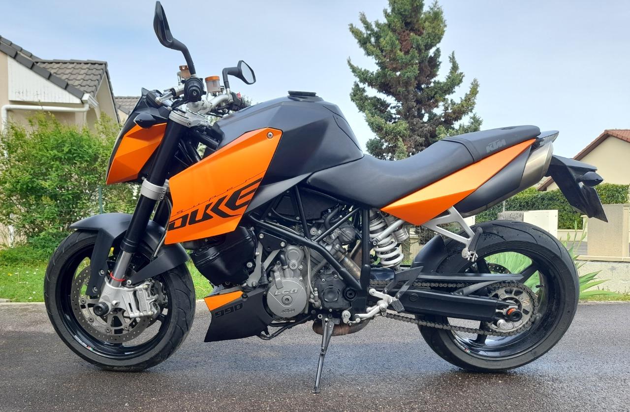 KTM 990 super duke LesAnciennes.com