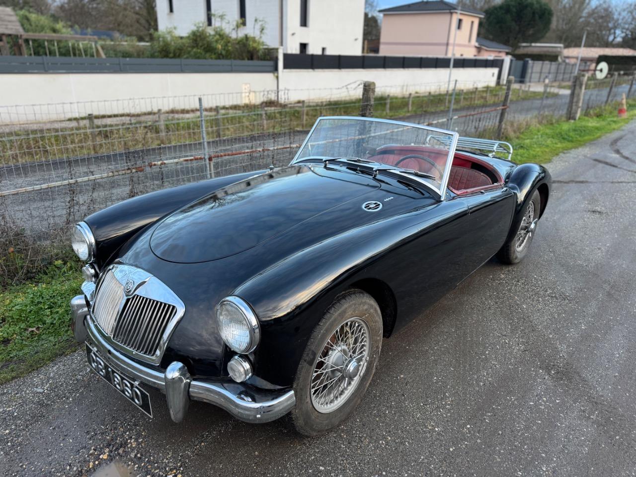 MG MGA 1600 - 1960 LesAnciennes.com