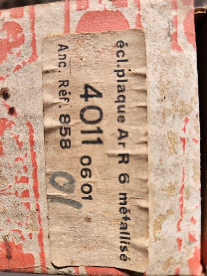 Cabochon RENAULT 6 (R6) TL LesAnciennes.com