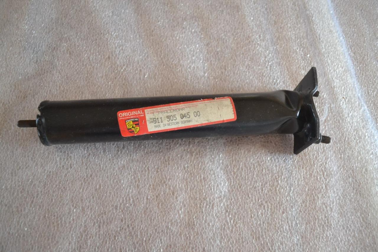 Tube fixation PC AV PORSCHE 911 1974-89, neuf LesAnciennes.com