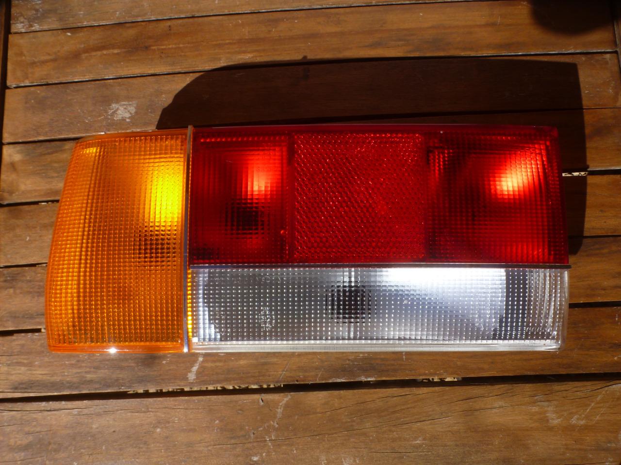 Feux AR PEUGEOT 505 LesAnciennes.com