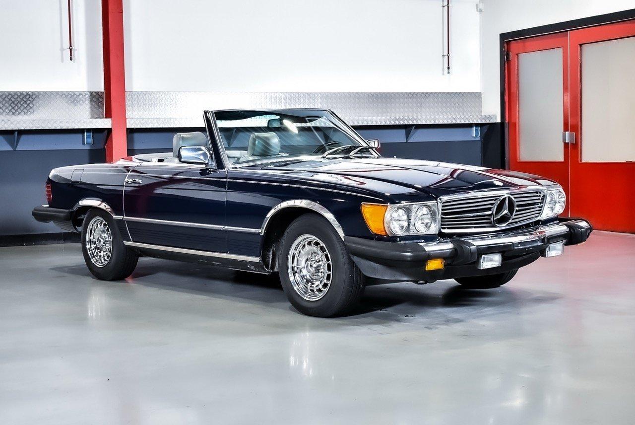 1983 Mercedes-Benz R107 380SL Convertible 3.8L V8 LesAnciennes.com