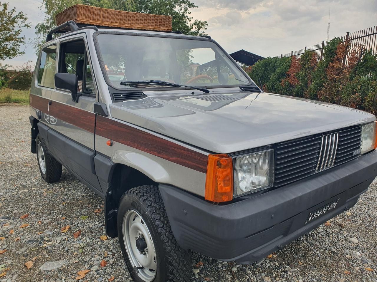 1983 Fiat Panda 4x4 LesAnciennes.com