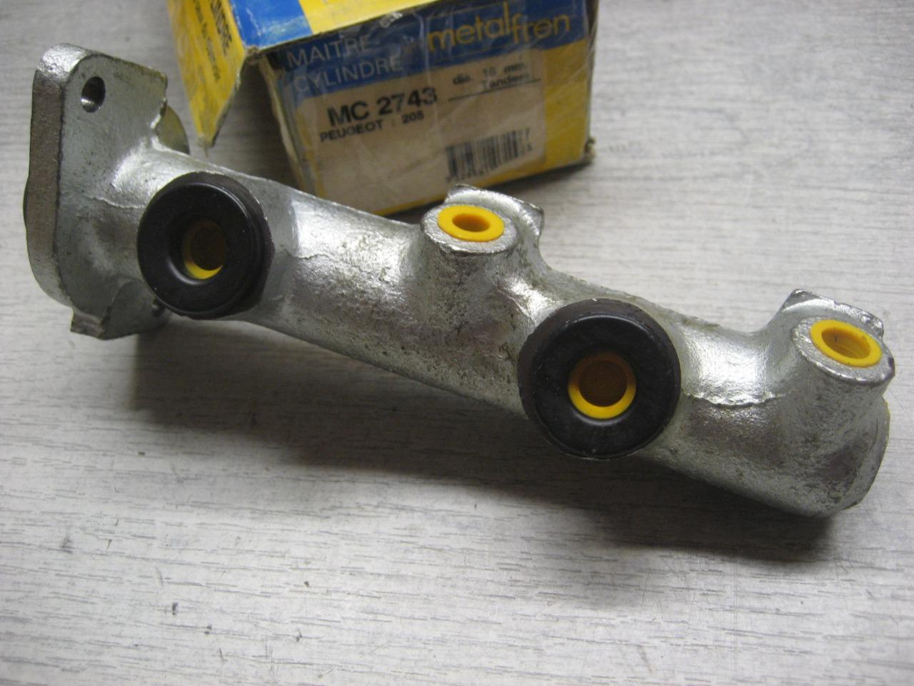 MAITRE CYLINDRE FREIN TANDEM PEUGEOT 205 (D.18mm) LesAnciennes.com