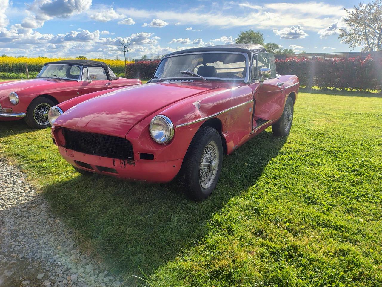 MG MGB Roadster - 1979 LesAnciennes.com