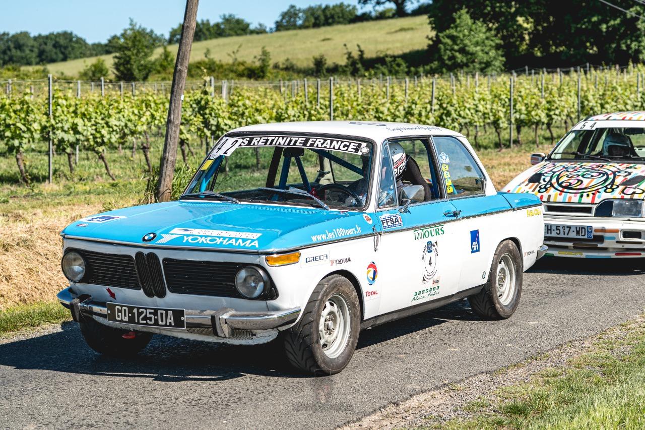 Recherche caisse BMW 2002 Feux arrière rond LesAnciennes.com