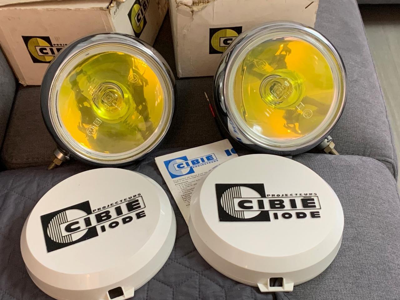 Longue portée Oscars Cibié SPOT Iode, R8 Gordini, LesAnciennes.com