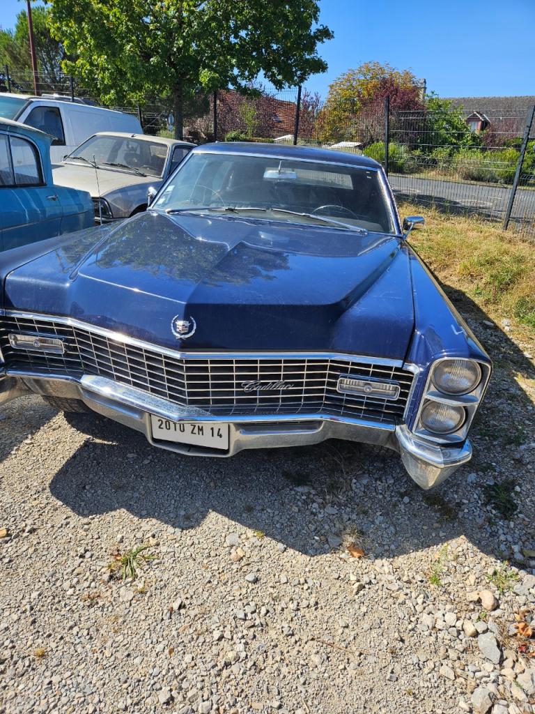 CADILLAC Fleetwood 60000A - 1967 LesAnciennes.com