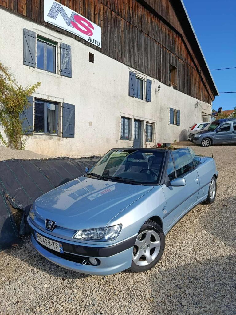 PEUGEOT 306 cabriolet 1.6i 1600 - 2002 LesAnciennes.com