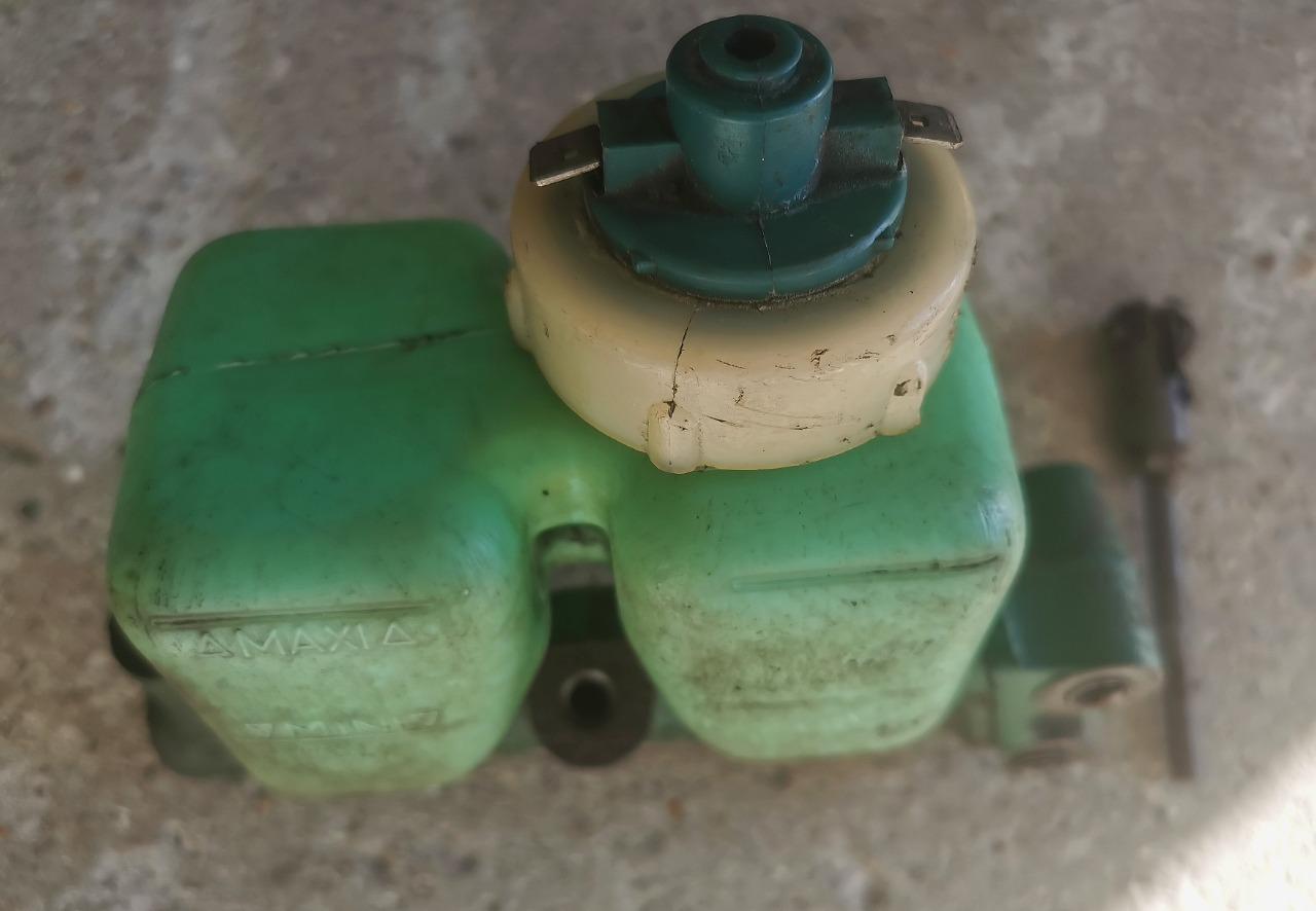 Maître cylindre Double LHM CITROEN 2CV 6 et dérivé LesAnciennes.com