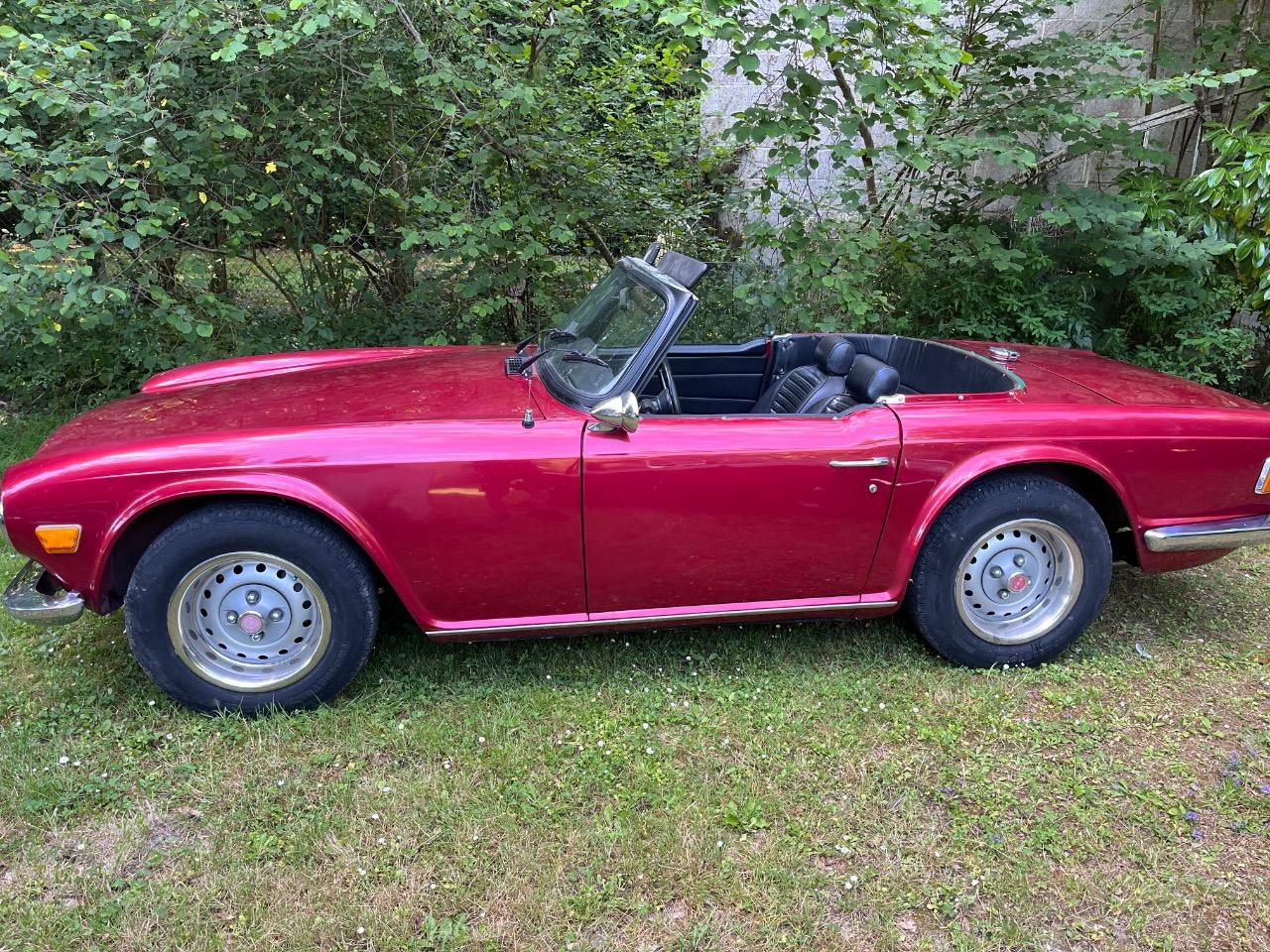TRIUMPH TR6 Injection - 1974 LesAnciennes.com
