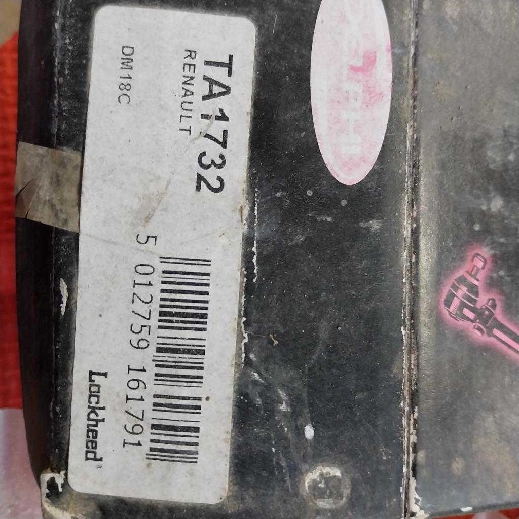 Bielettes RENAULT Clio LesAnciennes.com