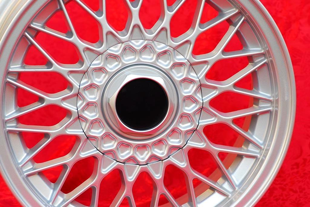 1 pc. jante BMW BBS 7x15 ET20 M3 E30 serie 5 E12 E LesAnciennes.com