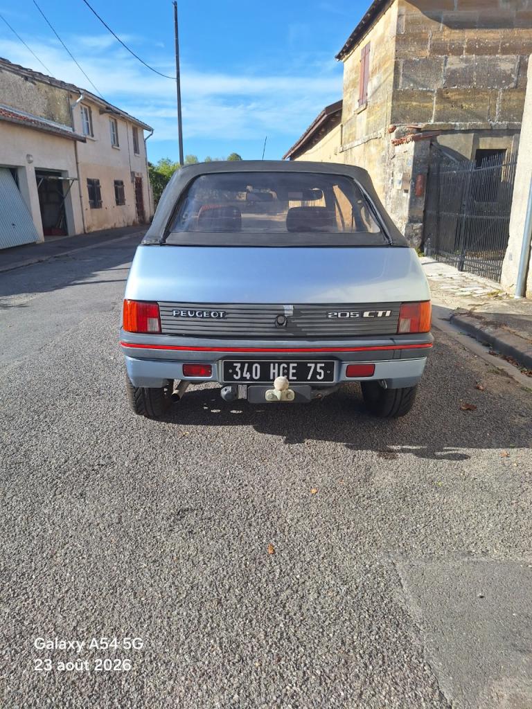 PEUGEOT 205 CTI 1.6 - 1988 LesAnciennes.com
