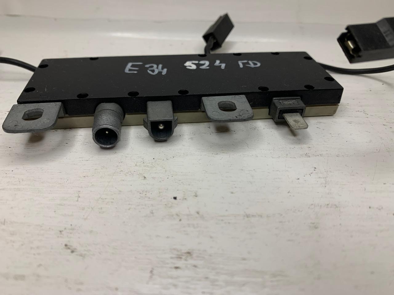 Amplificateur BMW E 34/32 LesAnciennes.com