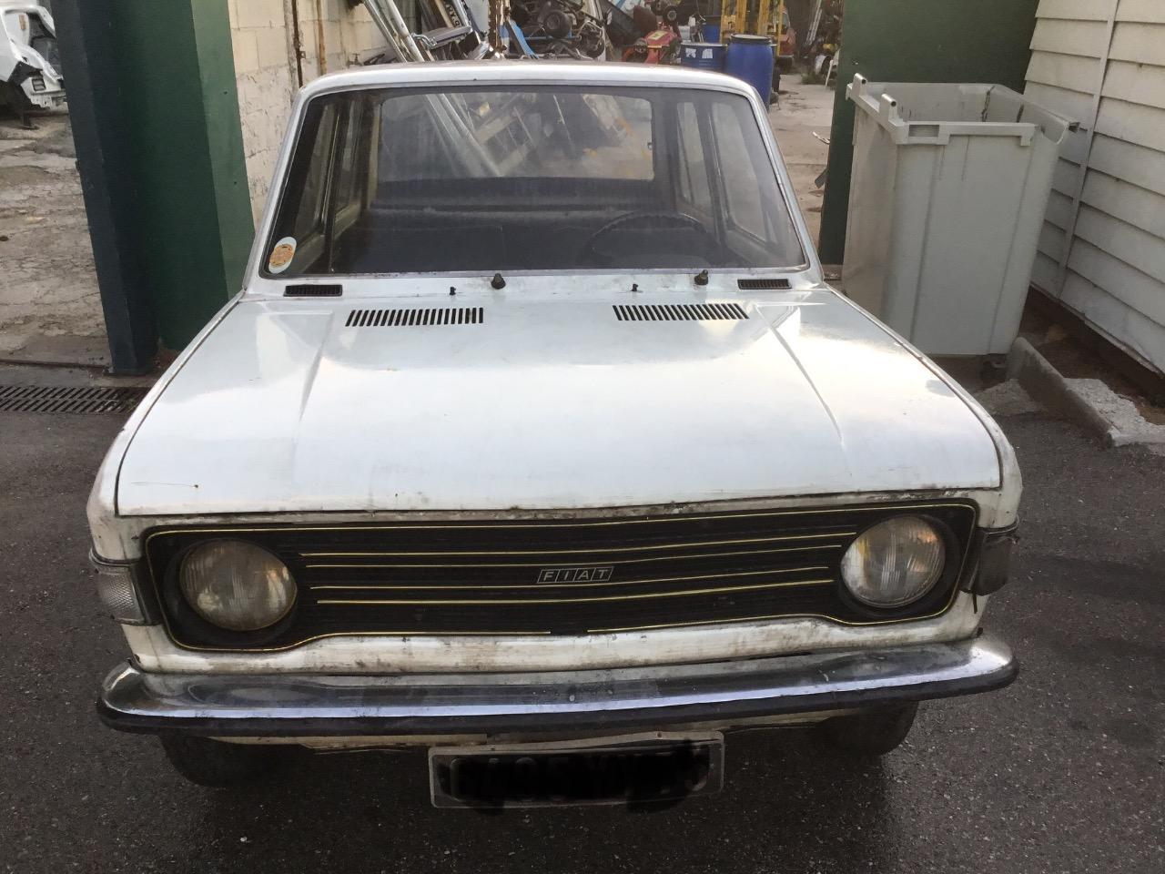 FIAT 128 Berline - 1976 LesAnciennes.com