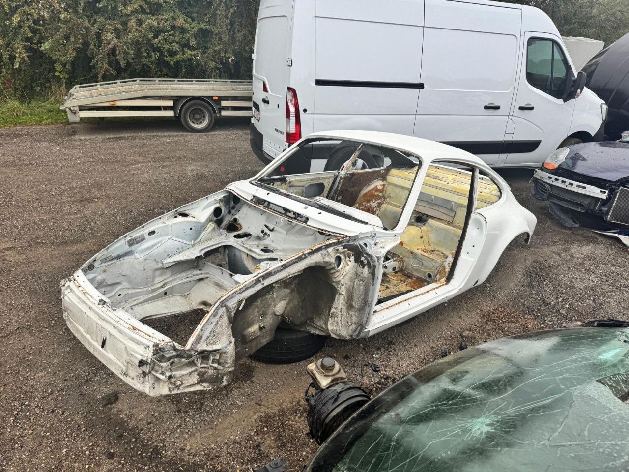 Caisse PORSCHE 911 3.0 SC LesAnciennes.com