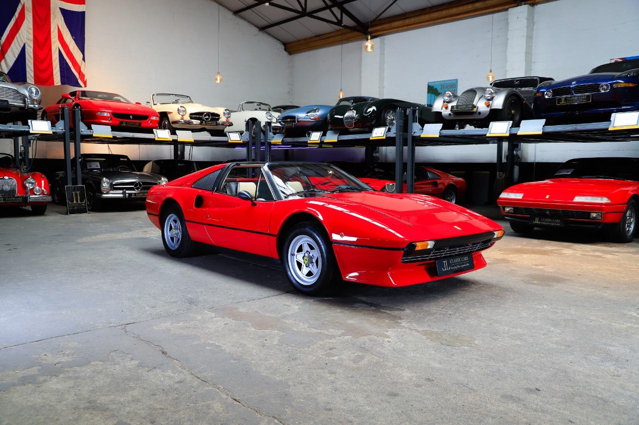 FERRARI 308 GTSi - 1982 LesAnciennes.com