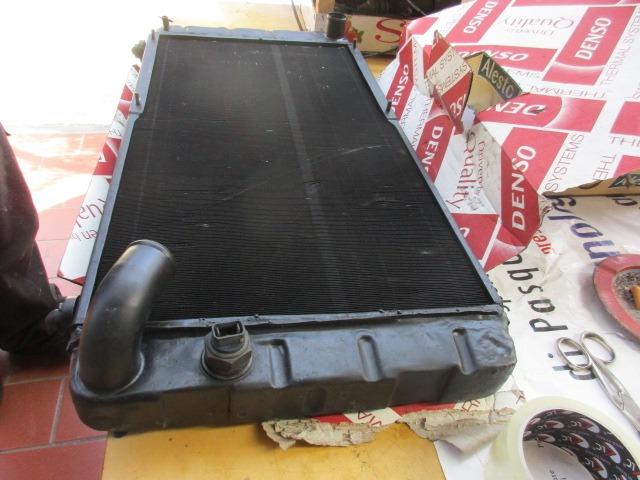 Radiateur d' eau Fiat Dino 2000 LesAnciennes.com