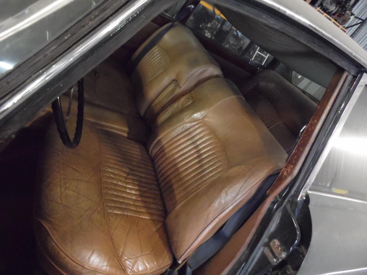 Lot de pièces JAGUAR 420 G LesAnciennes.com