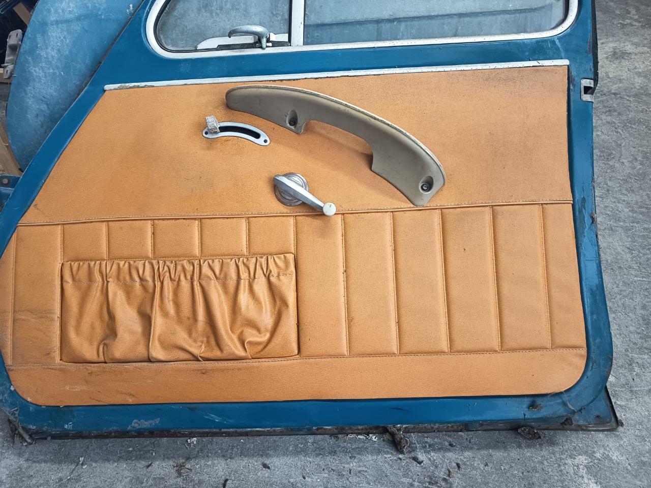 Panneaux de portes PANHARD PL 17 LesAnciennes.com