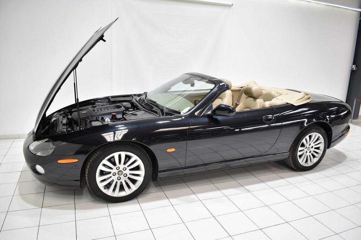 JAGUAR XK 8 4.2l Cabriolet - 2004 LesAnciennes.com
