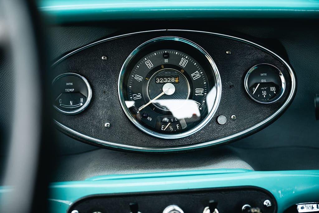MORRIS Mini Pick Up - 1975 LesAnciennes.com