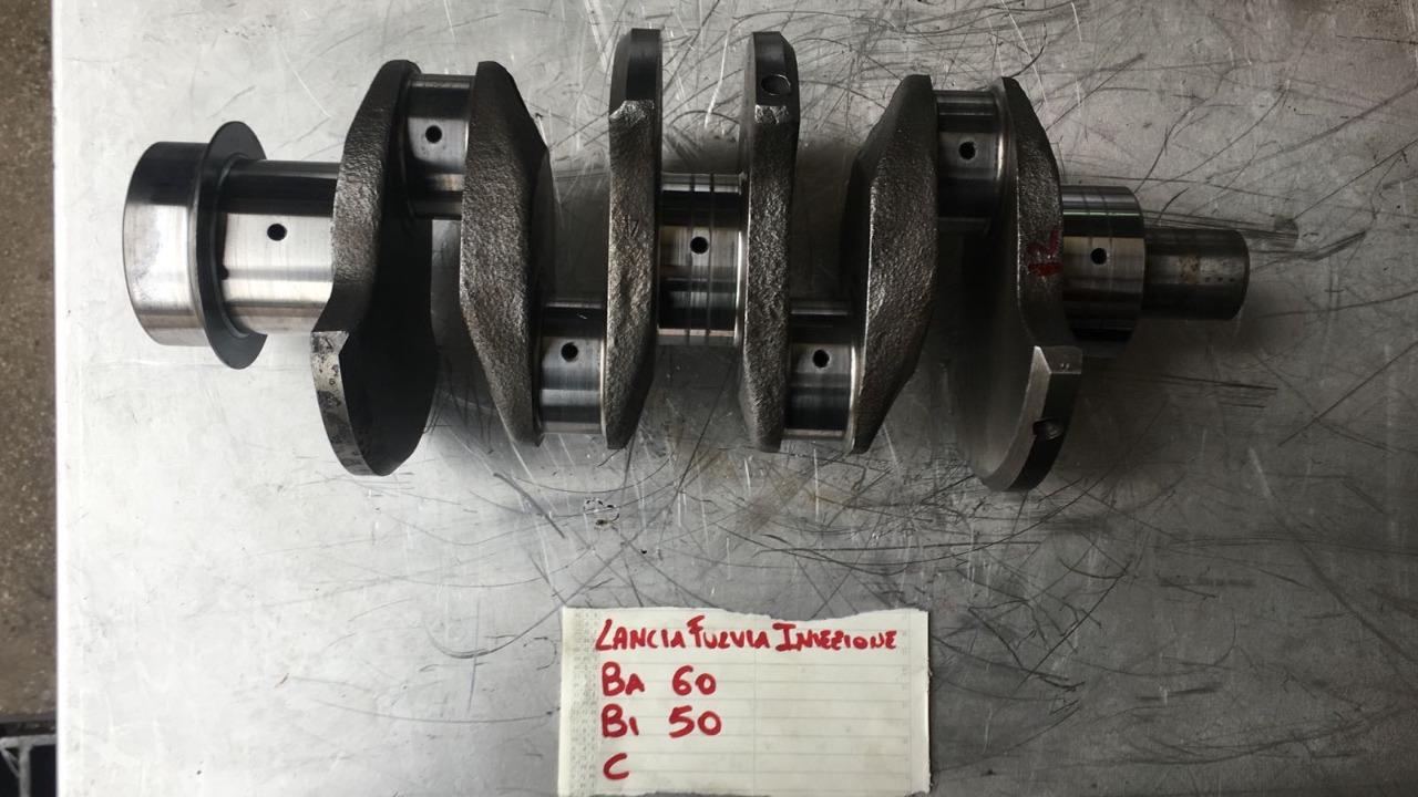 Vilebrequin pour Lancia Flavia modèle injection LesAnciennes.com
