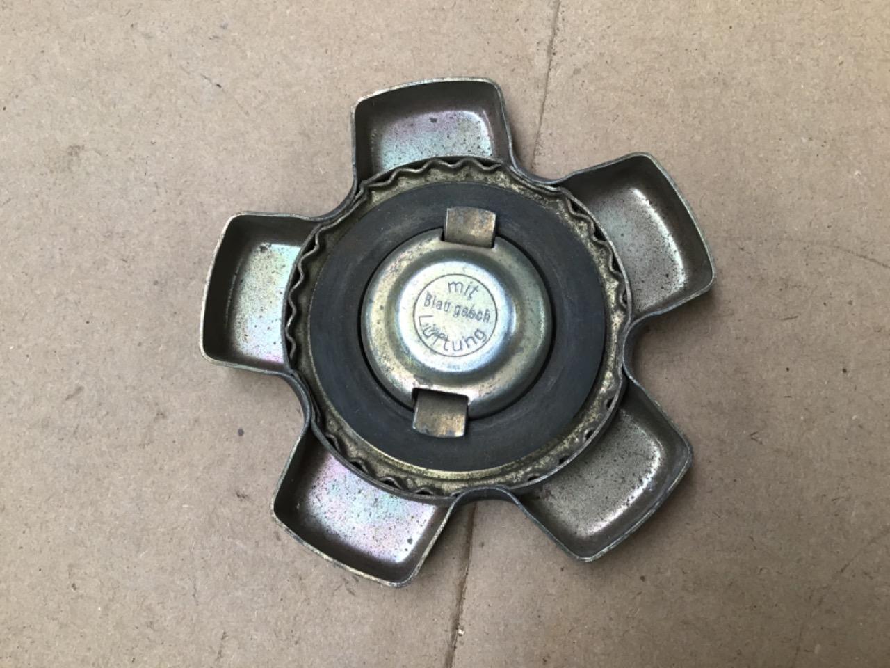 RETRO INTÉRIEUR BOUCHON RÉSERVOIR VW COX LesAnciennes.com