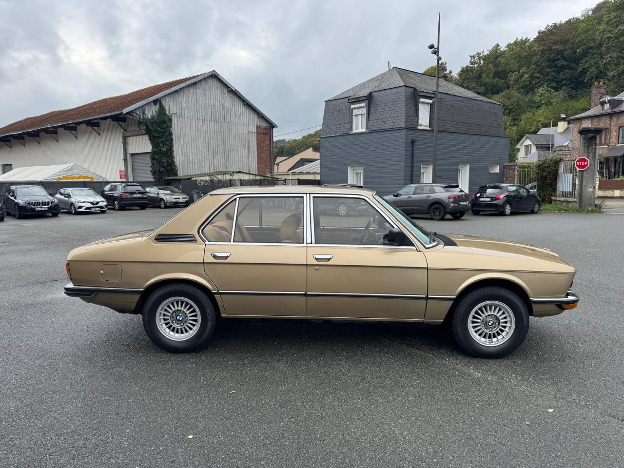 BMW 525 E12 150cv Française - 1980 LesAnciennes.com