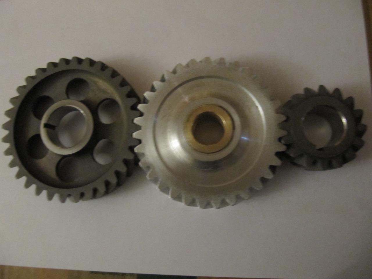 Pignons RENAULT Dauphine 1093 LesAnciennes.com