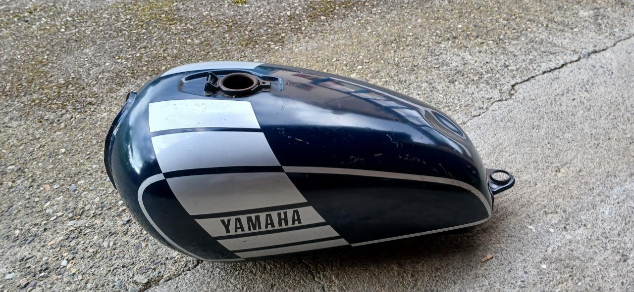 Réservoir YAMAHA XS 650 LesAnciennes.com
