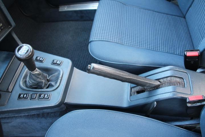 BMW 635 CSI - 1985 LesAnciennes.com