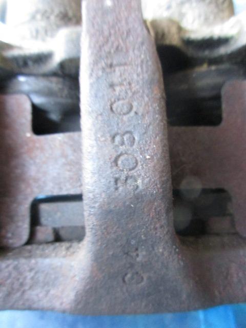 Etrièrs de frein avant Fiat 130 LesAnciennes.com