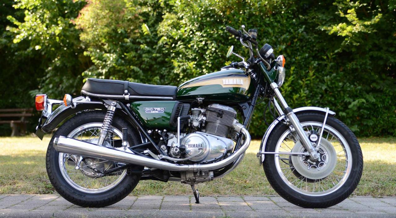Commodo YAMAHA TX 750 YAMAHA LesAnciennes.com