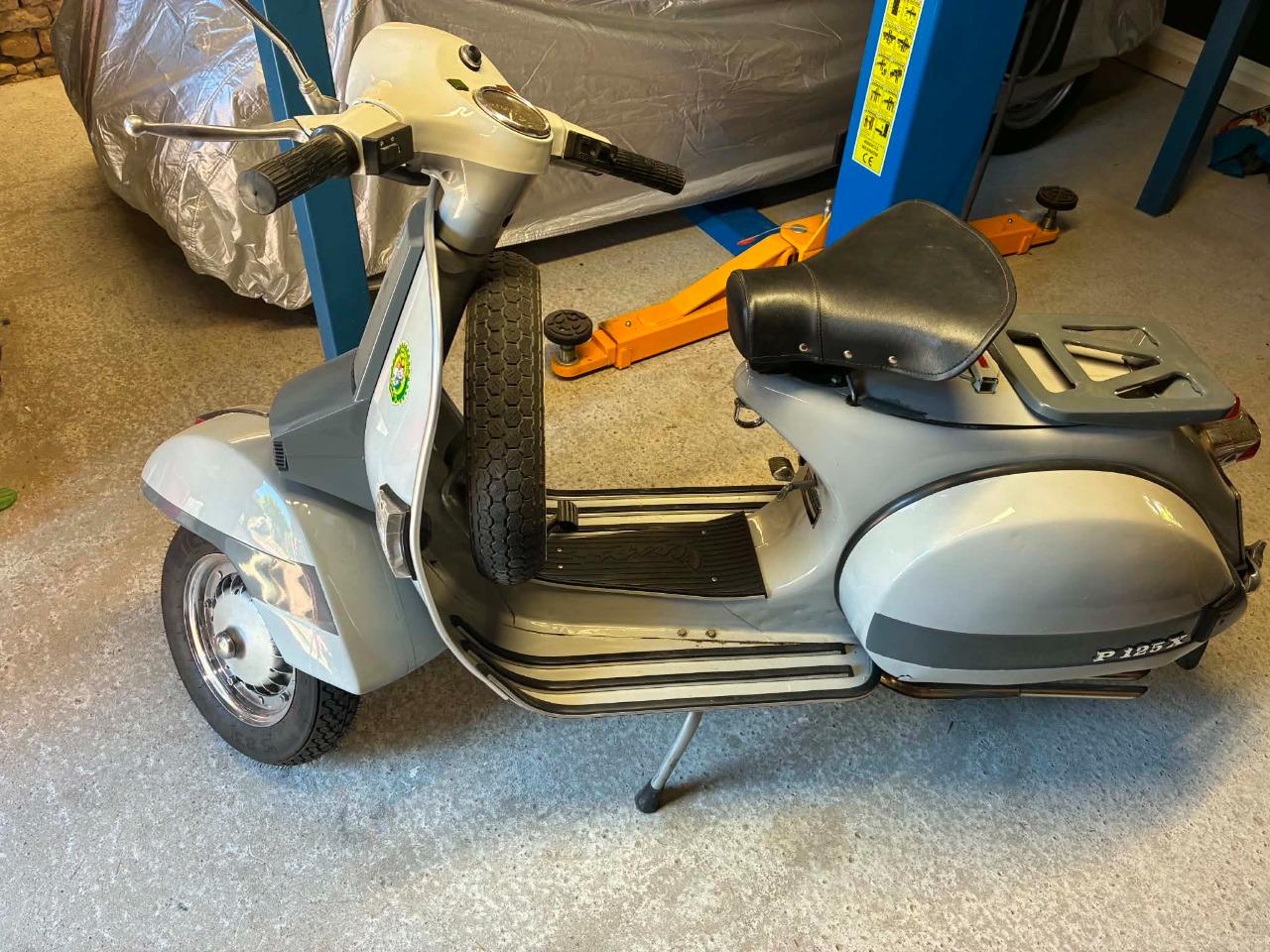 PIAGGIO Vespa 125 PX - 1987 LesAnciennes.com
