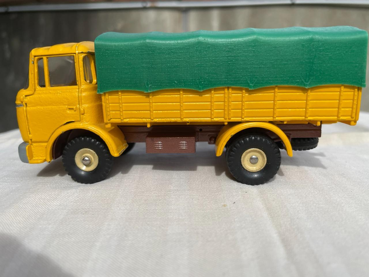 Berliet GAK bâché DINKY TOYS Un vrai LesAnciennes.com