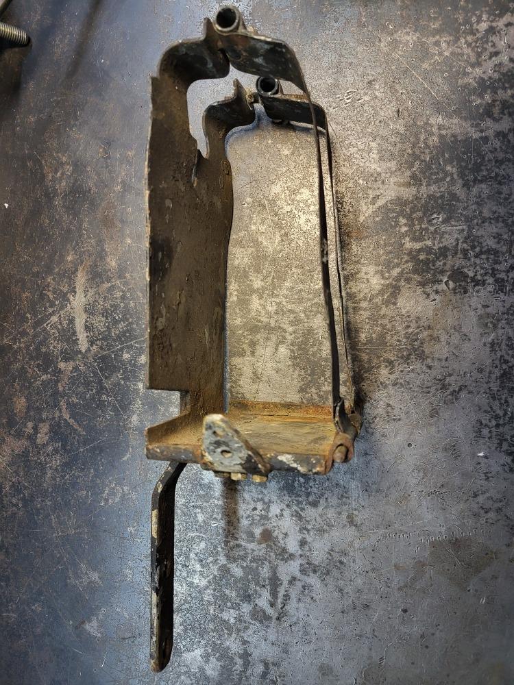 Support de batterie TERROT 500 RL LesAnciennes.com