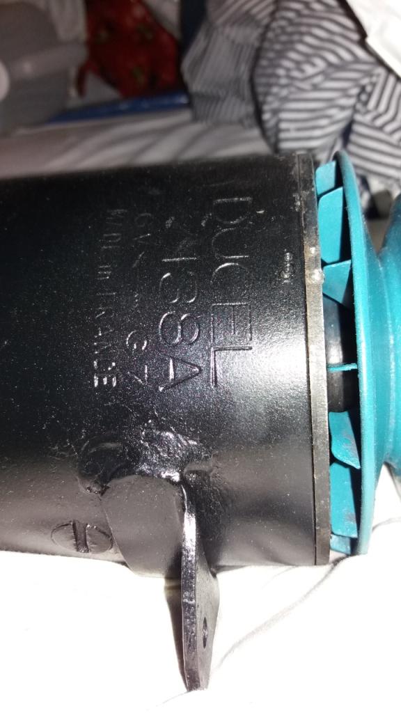 Dynamo 6 volts Ducellier 7138A Dauphine ou 4CV LesAnciennes.com