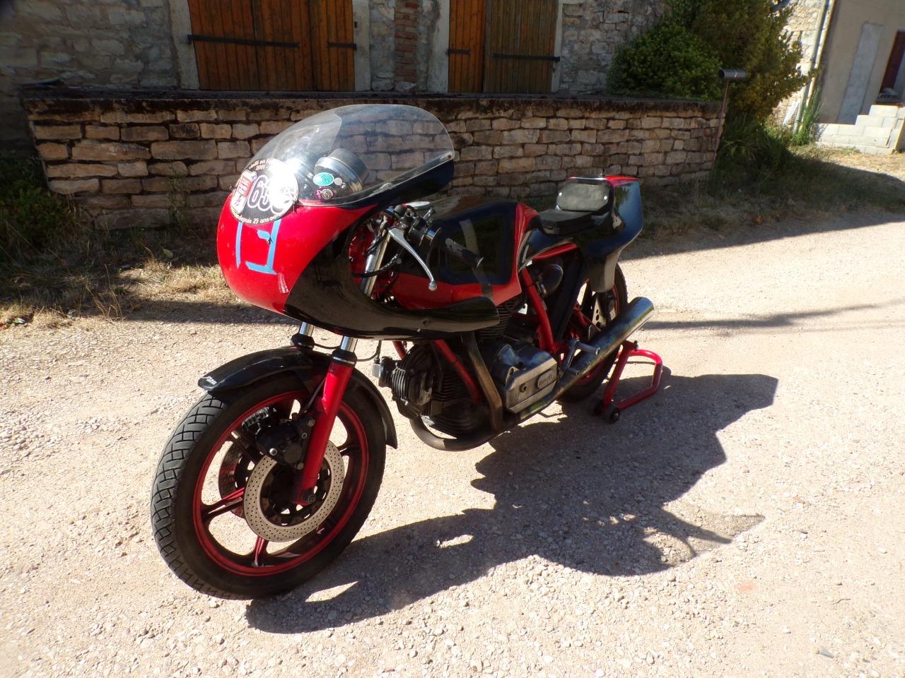 DUCATI 900 MHR SSD - 1983 LesAnciennes.com