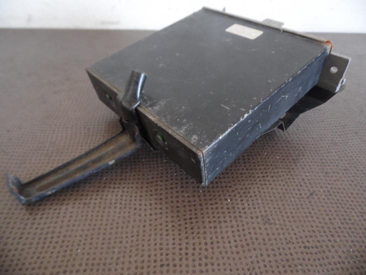 Calculateur L-JETRONIC LANCIA BETA 2000ie LesAnciennes.com