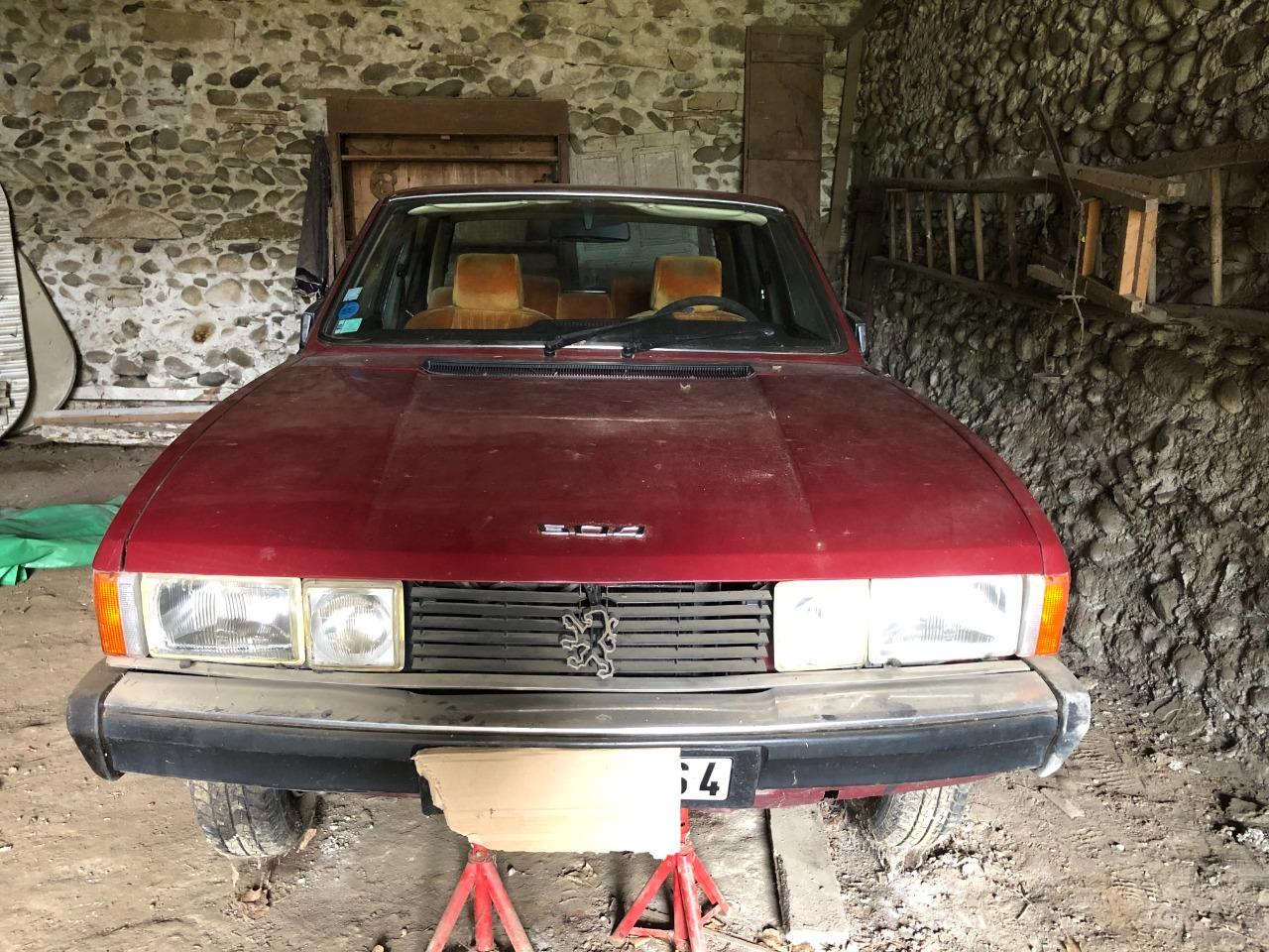 PEUGEOT 604 V6 essence 1976 - 1976 LesAnciennes.com