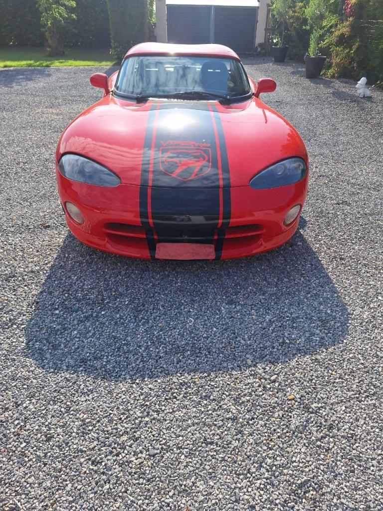 DODGE Viper RT 10 - 1994 LesAnciennes.com