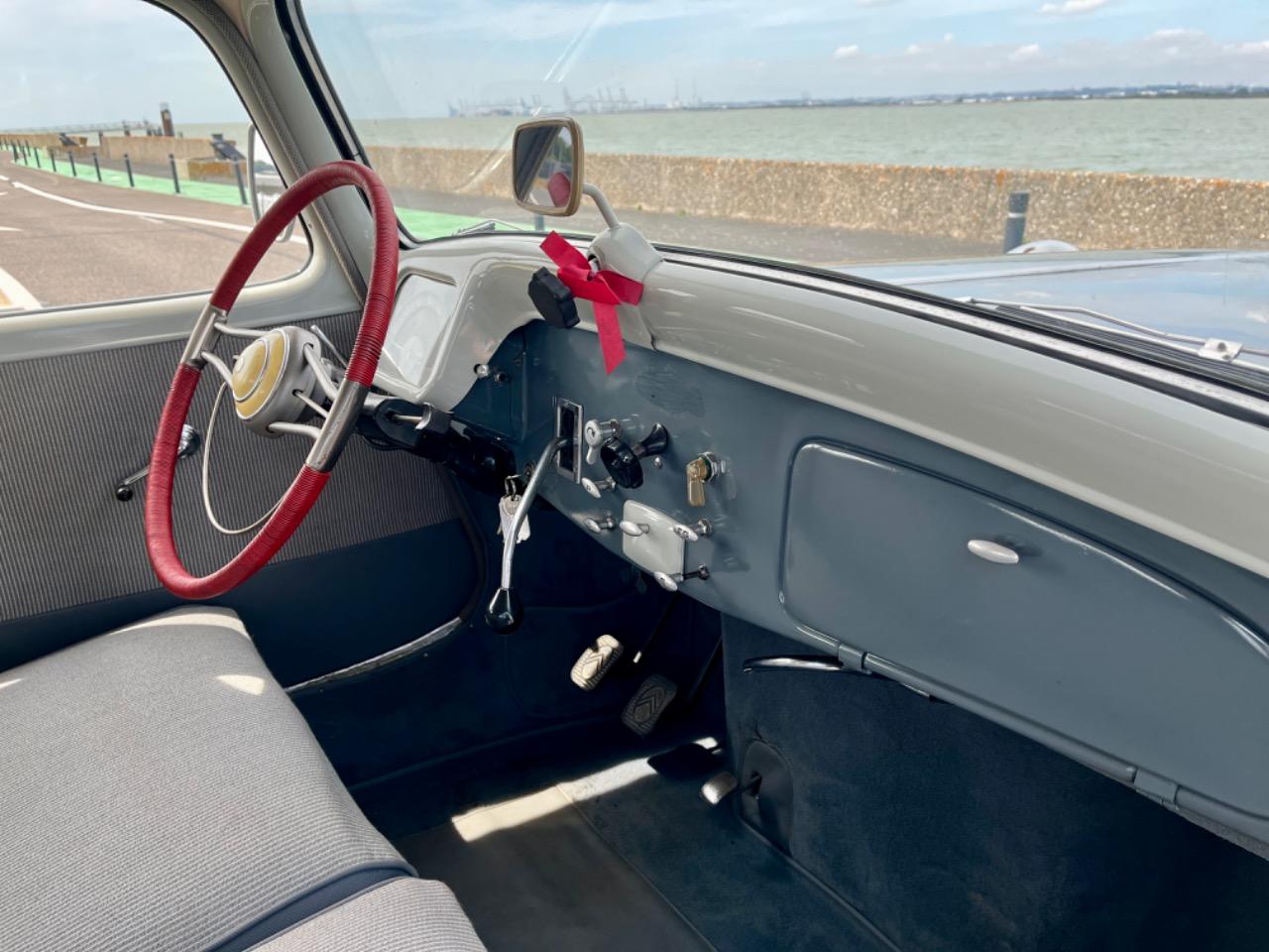 CITROEN Traction 11 B - 1954 LesAnciennes.com